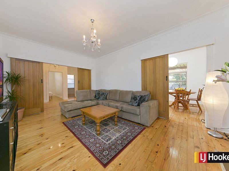 8 Philpott Avenue, Paradise SA 5075