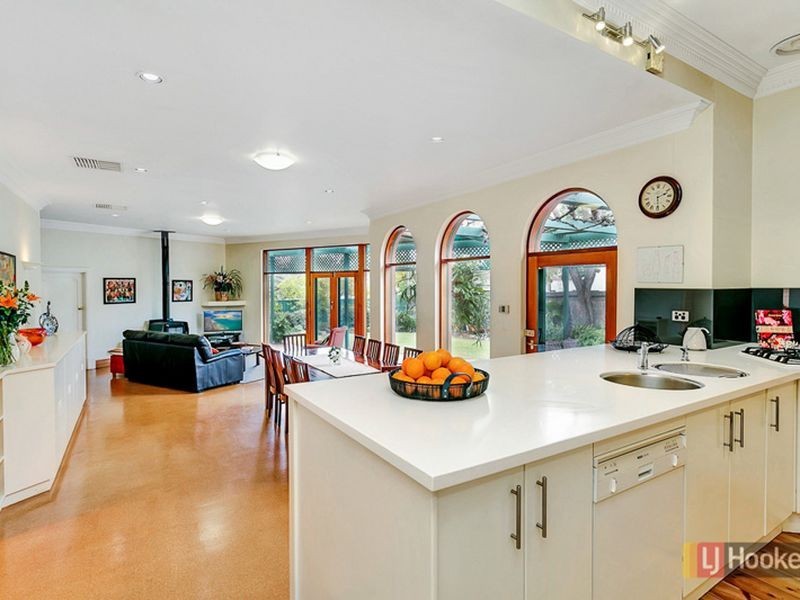 15 Hamilton Street, Erindale SA 5066