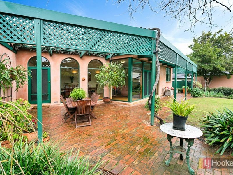 15 Hamilton Street, Erindale SA 5066