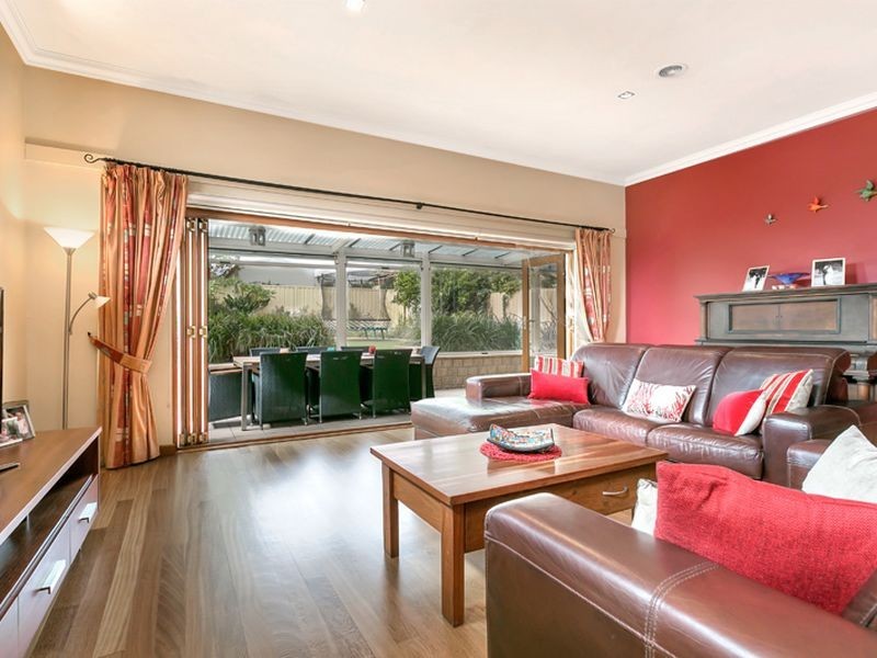 14 Howard Terrace, Hazelwood Park SA 5066