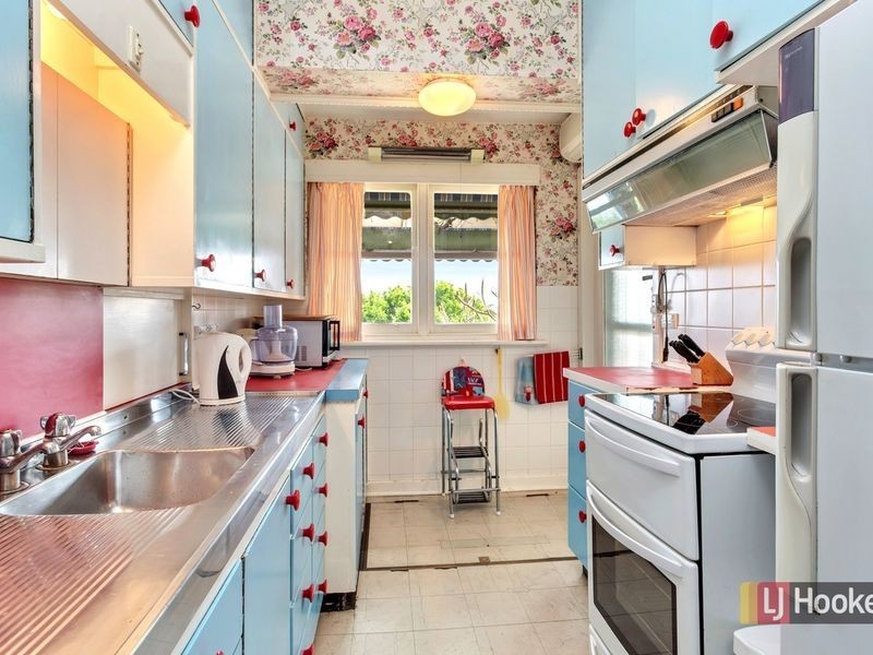 11 Playford Street, Glen Osmond SA 5064