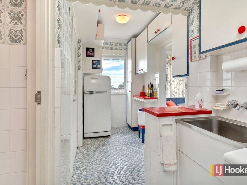 11 Playford Street, Glen Osmond SA 5064