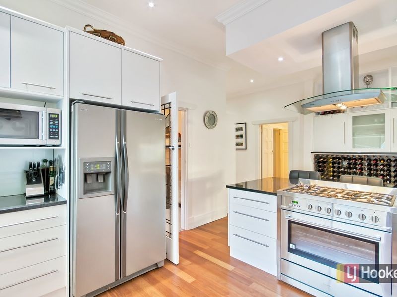 3 Lechfield Crescent, Trinity Gardens SA 5068