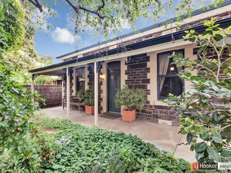 28 North Parade, Kingswood SA 5062