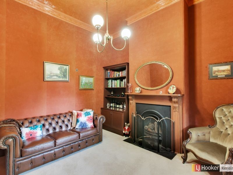 28 North Parade, Kingswood SA 5062