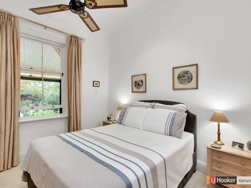 28 North Parade, Kingswood SA 5062