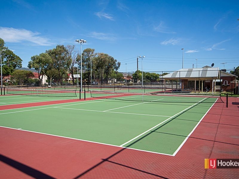 31 Canterbury Avenue, Trinity Gardens SA 5068