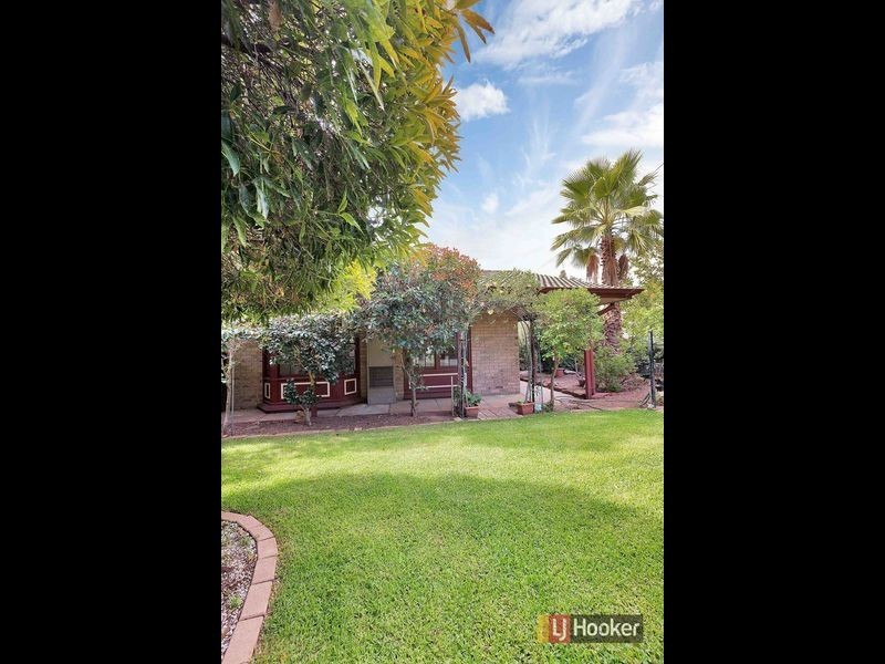 11 Knightsbridge Road, Leabrook SA 5068