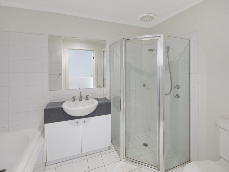 2/25 Richardson Lane, Adelaide SA 5000
