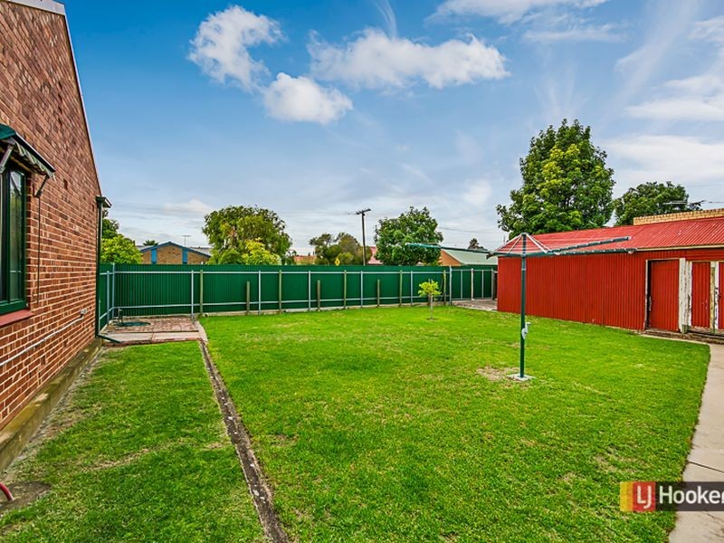 11 Peterhead Street, Largs Bay SA 5016