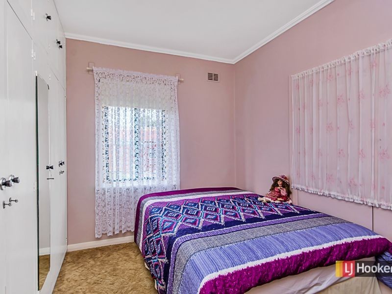 11 Peterhead Street, Largs Bay SA 5016