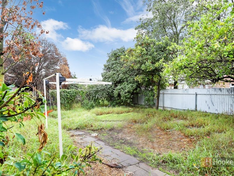 31-31A Cresdee Road, Campbelltown SA 5074