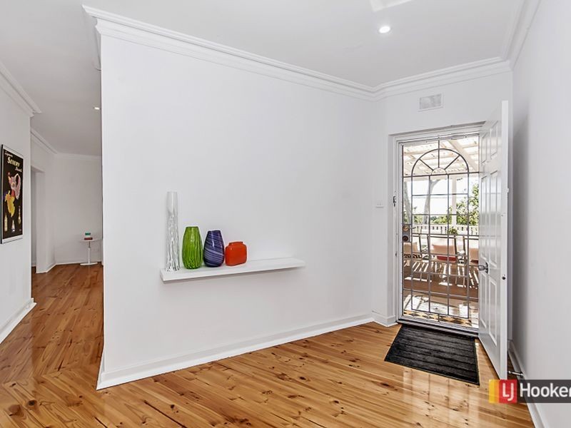 18 Flavel Avenue, Woodforde SA 5072