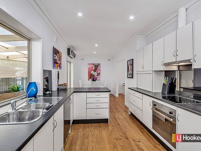 18 Flavel Avenue, Woodforde SA 5072