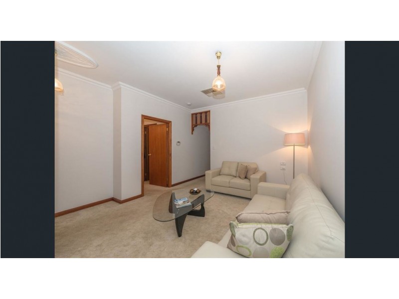 3 Antigua Court, Mawson Lakes SA 5095