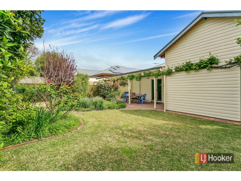 12 The Grove, Dulwich SA 5065