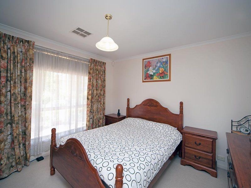 2A Alton Ave, Magill SA 5072