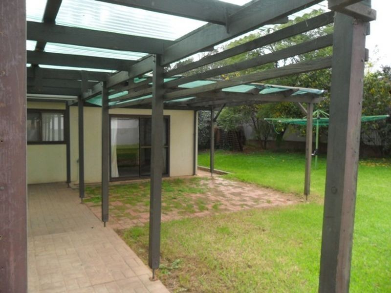 26 Fort Ave, Kensington Gardens SA 5068