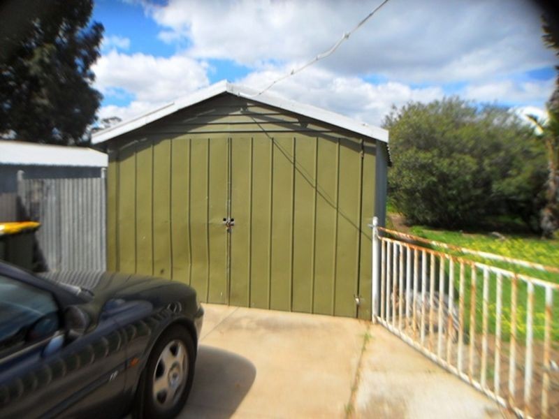 8 Kensington Crescent, Enfield SA 5085