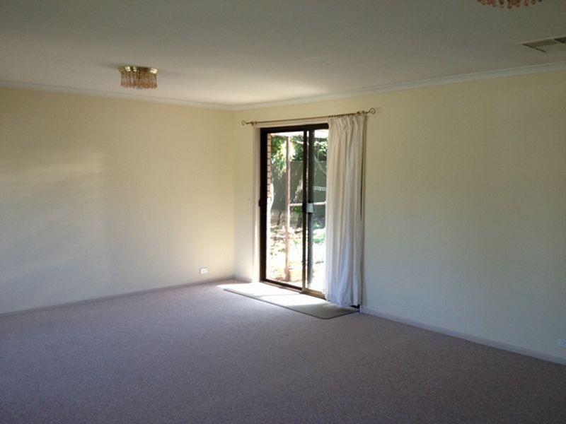 1A Fifth Avenue, Trinity Gardens SA 5068