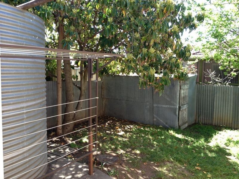 1A Fifth Avenue, Trinity Gardens SA 5068