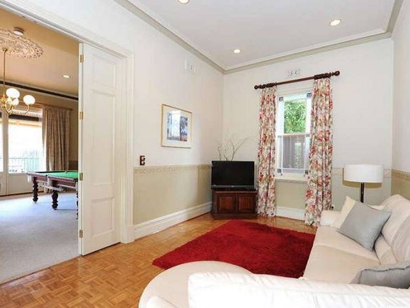 12 Desaumarez St, Kensington Park SA 5068