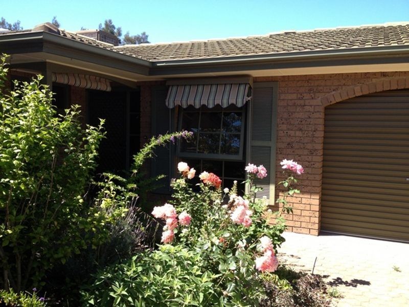 2/32 Lochside Drive, West Lakes SA 5021