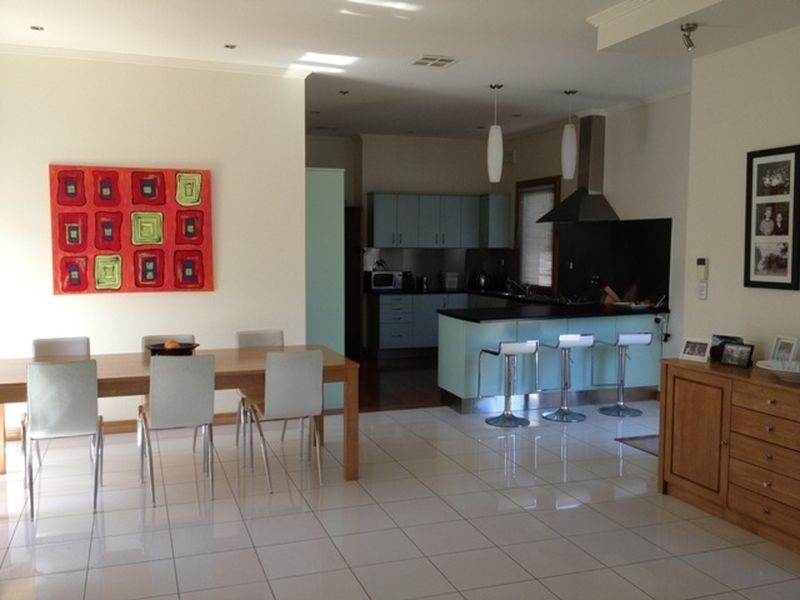 18 Fourth Ave, St Morris SA 5068