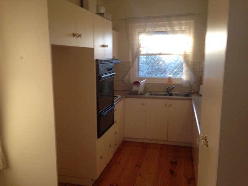 24 Wingfield St, Clovelly Park SA 5042