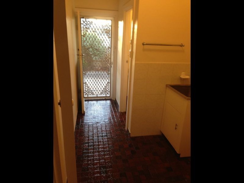 24 Wingfield St, Clovelly Park SA 5042