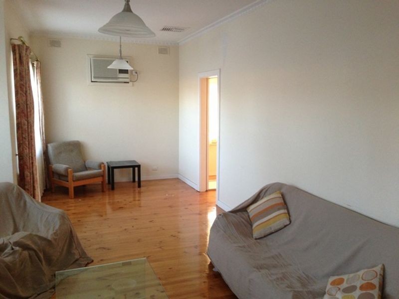 24 Wingfield St, Clovelly Park SA 5042