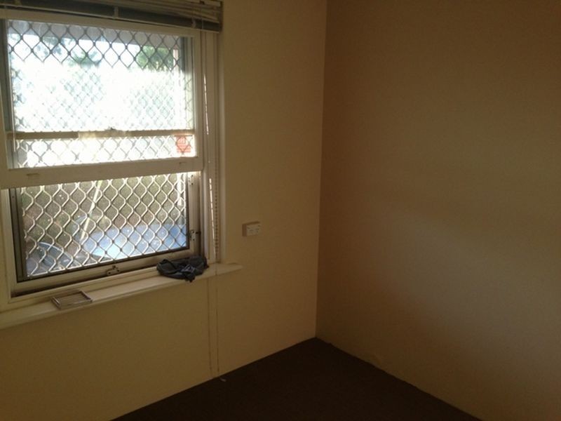 24 Wingfield St, Clovelly Park SA 5042