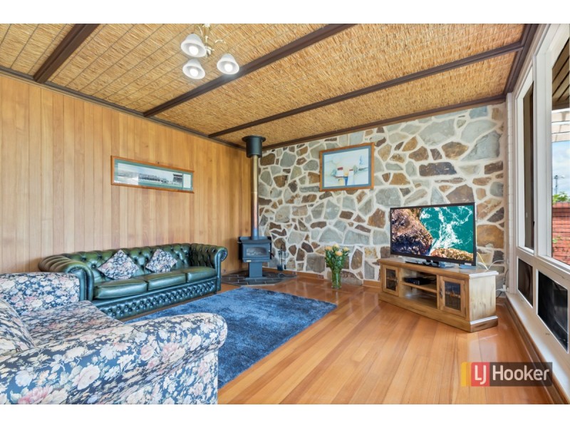 24 Waitara Road, Banksia Park SA 5091