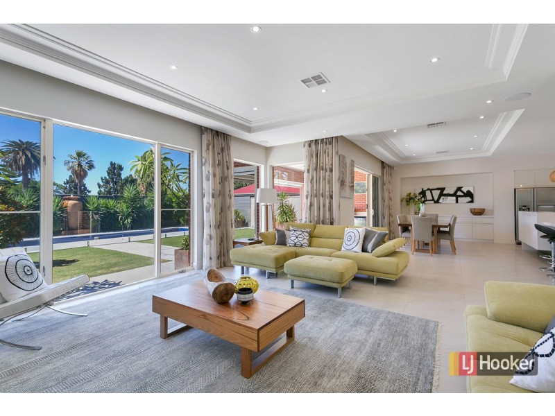 26 Charlbury Road, Medindie Gardens SA 5081