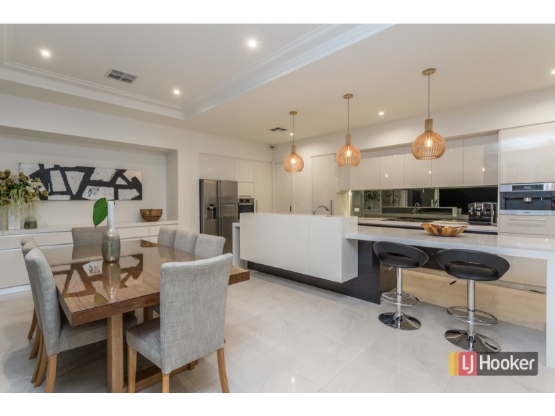 26 Charlbury Road, Medindie Gardens SA 5081