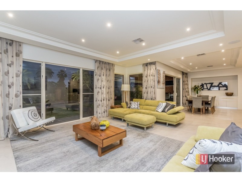 26 Charlbury Road, Medindie Gardens SA 5081