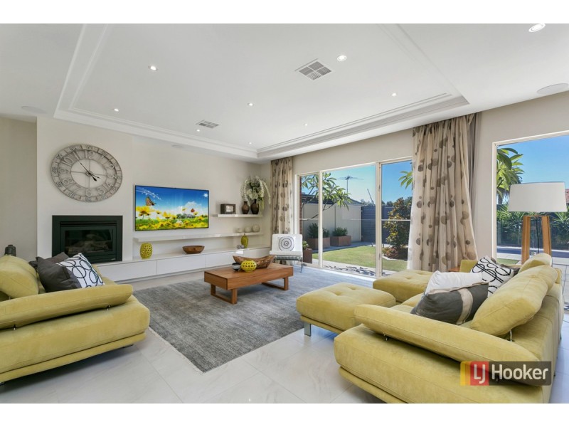 26 Charlbury Road, Medindie Gardens SA 5081