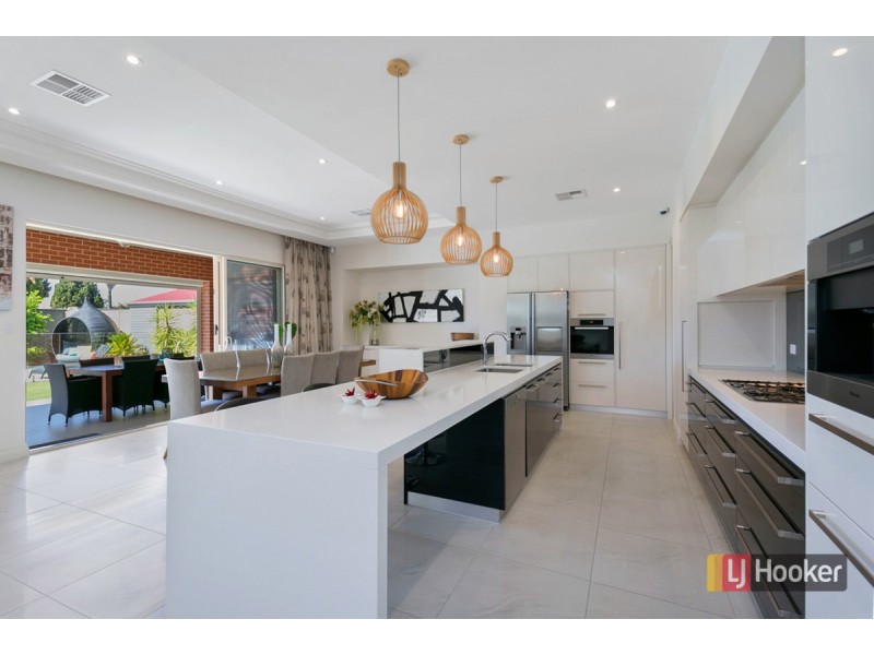 26 Charlbury Road, Medindie Gardens SA 5081