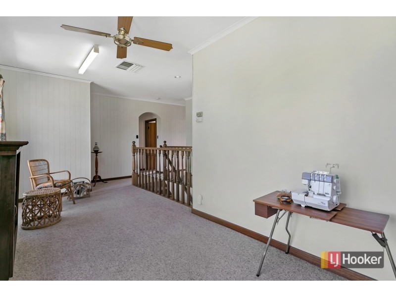 27 Raymel Crescent, Campbelltown SA 5074