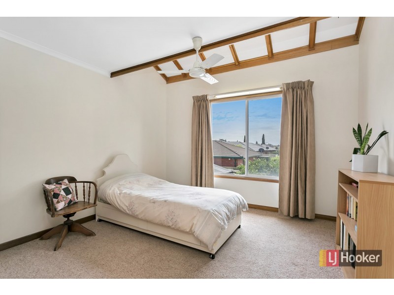 27 Raymel Crescent, Campbelltown SA 5074