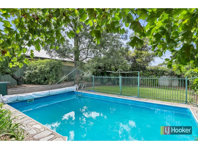 27 Raymel Crescent, Campbelltown SA 5074