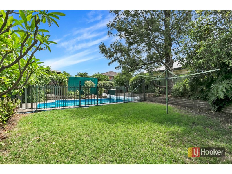 27 Raymel Crescent, Campbelltown SA 5074