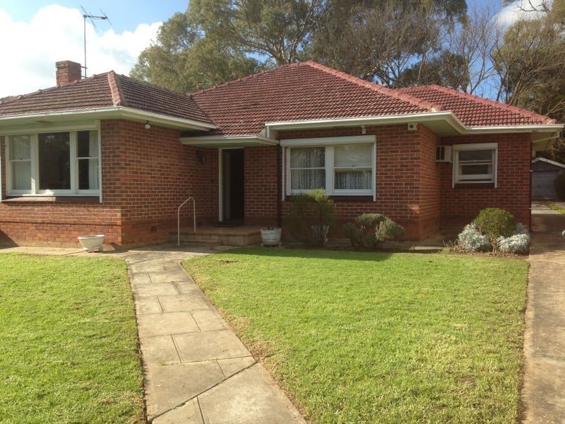 8 Pembroke St, Kensington Park SA 5068