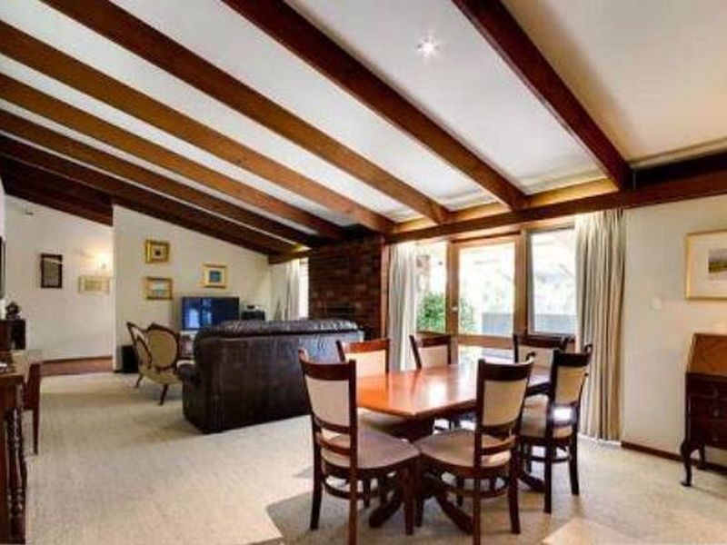 2 Morland Avenue, Stonyfell SA 5066