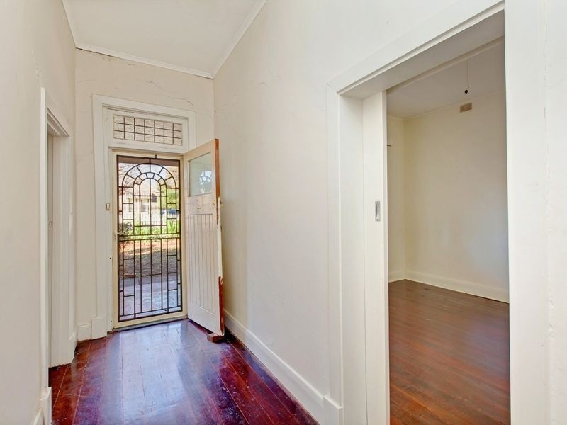 17 Yeronga Ave, Kensington Park SA 5068