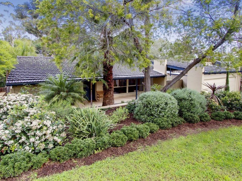 14 Grevillea Crescent, Stonyfell SA 5066