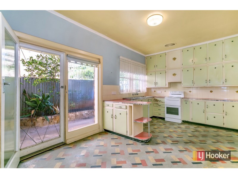 11 Bellevue Drive, Beaumont SA 5066