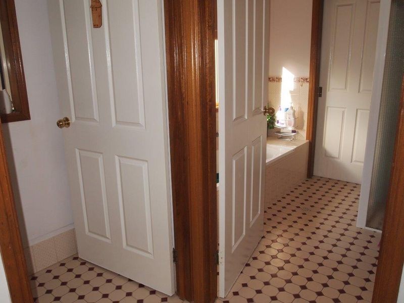 17A Windsor Ave, Magill SA 5072