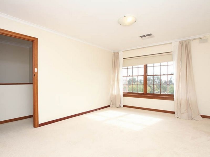 10 Riesling Crescent, Wattle Park SA 5066