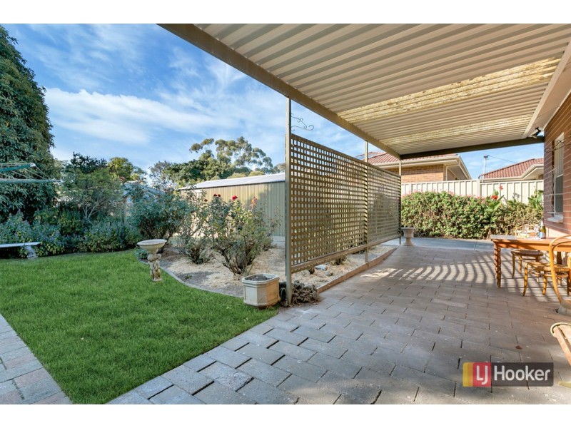 4 Thorne Crescent, Mitchell Park SA 5043